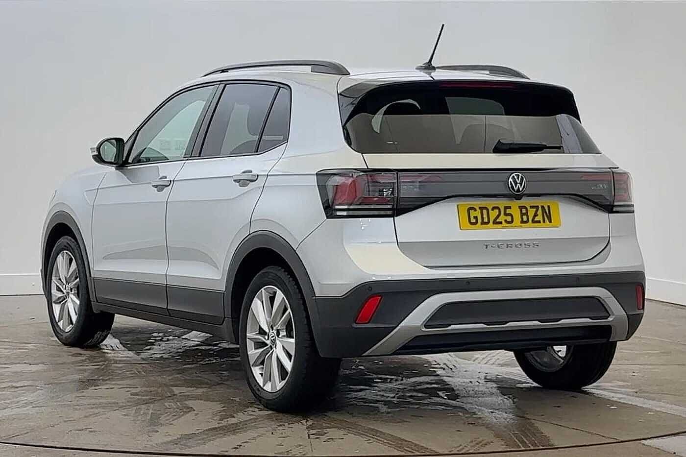 Used Volkswagen T-Cross 2025 for sale - 77627091: Photo 3