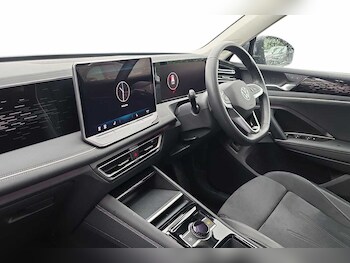 Used Volkswagen Tiguan 2024 for sale - 78773409: Photo