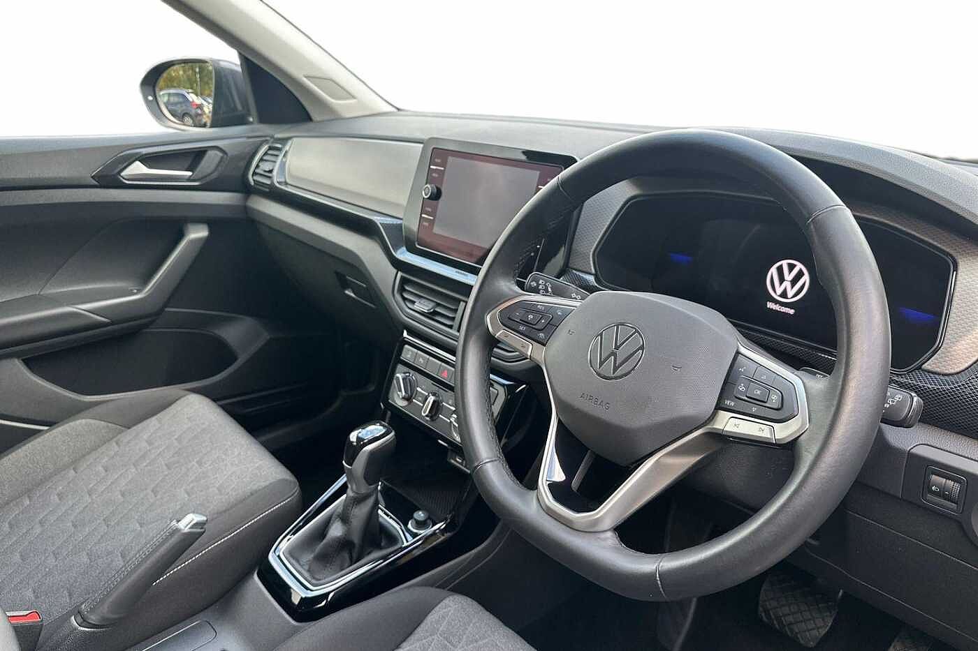 Used Volkswagen T-Cross 2024 for sale - 76500863: Photo 6