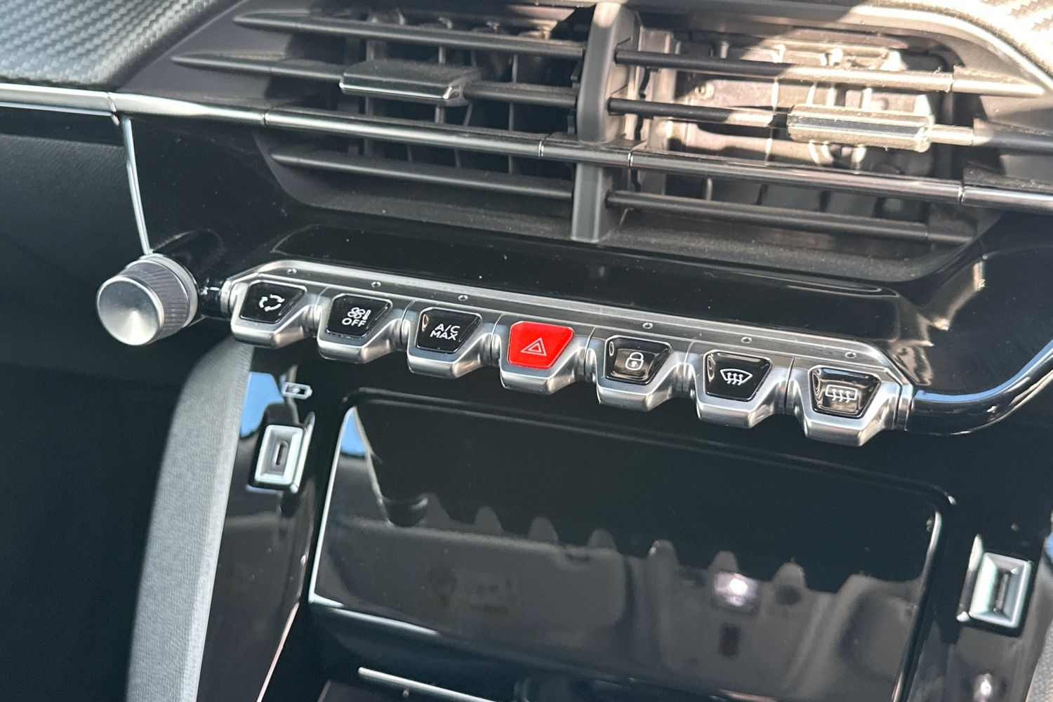 Used Peugeot 2008 2021 for sale - 77176964: Photo 19