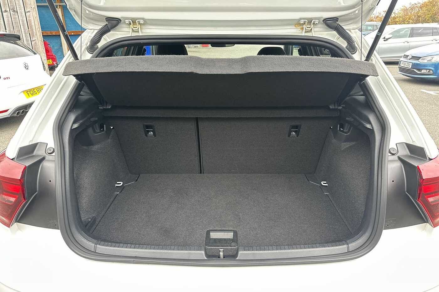 Used Volkswagen Polo 2023 for sale - 76400287: Photo 11