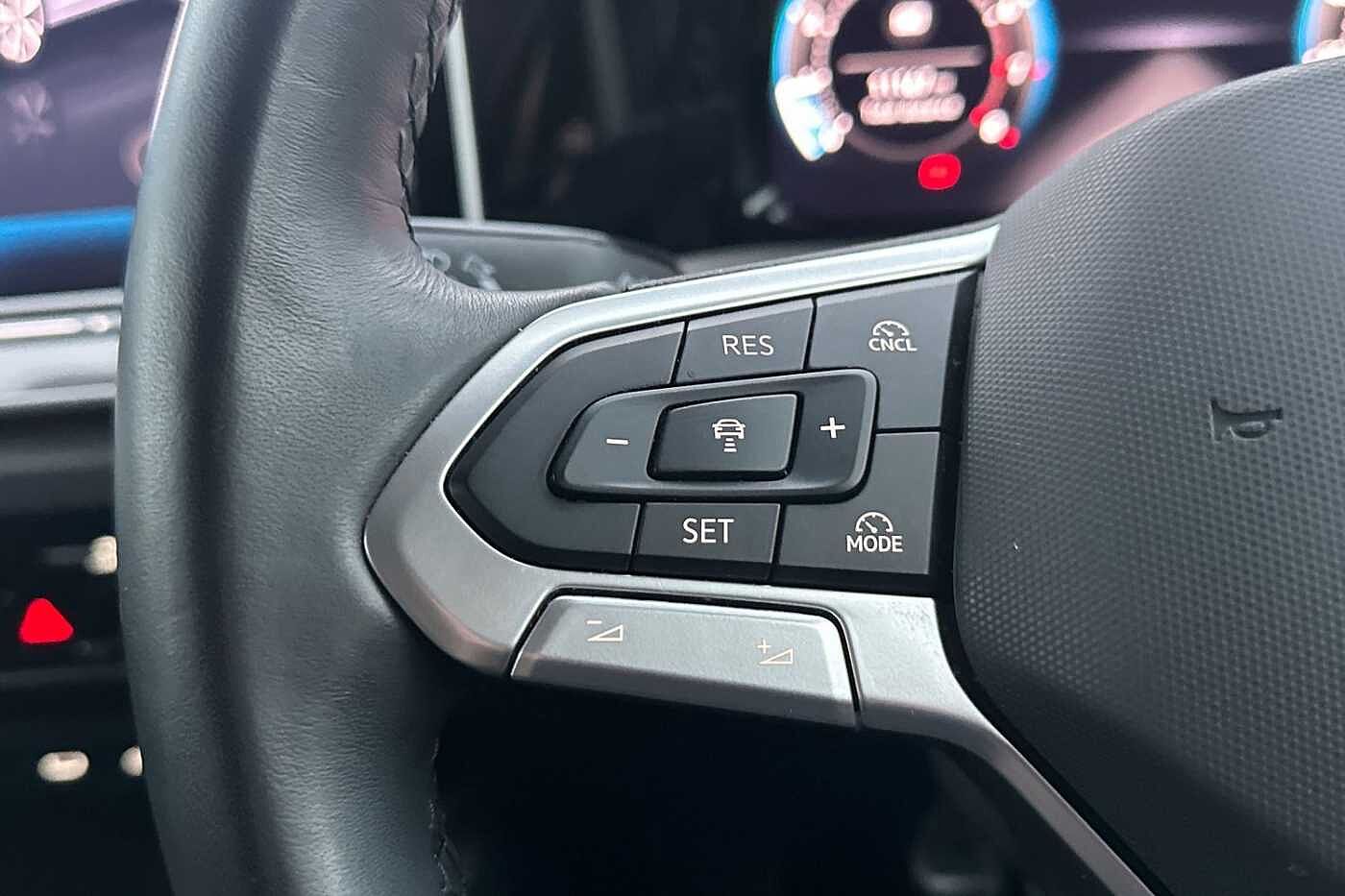 Used Volkswagen Golf 2024 for sale - 77307151: Photo 19