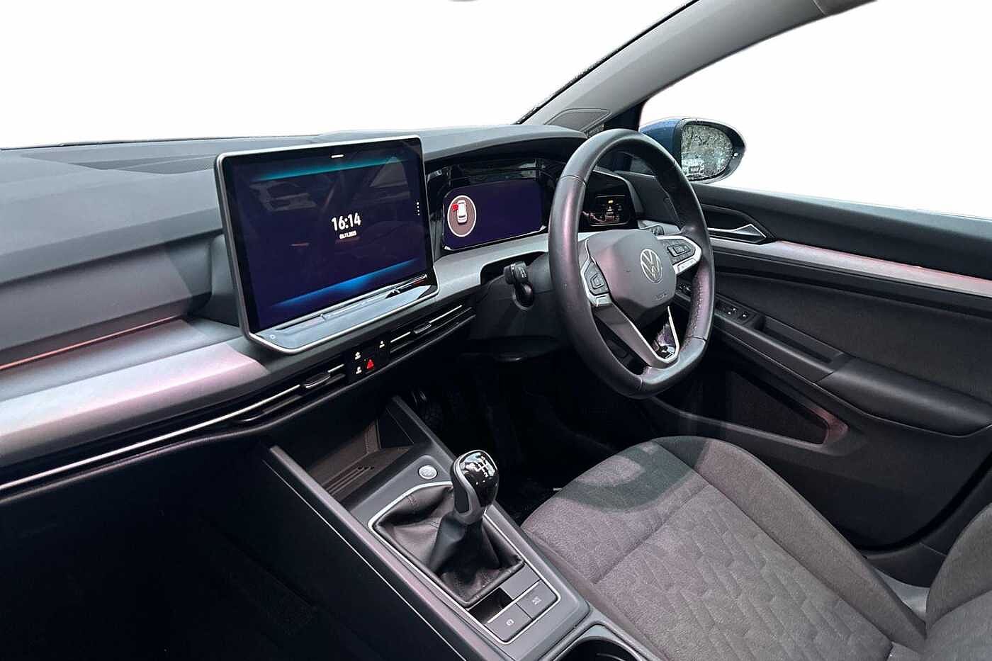 Used Volkswagen Golf 2024 for sale - 77307151: Photo 2