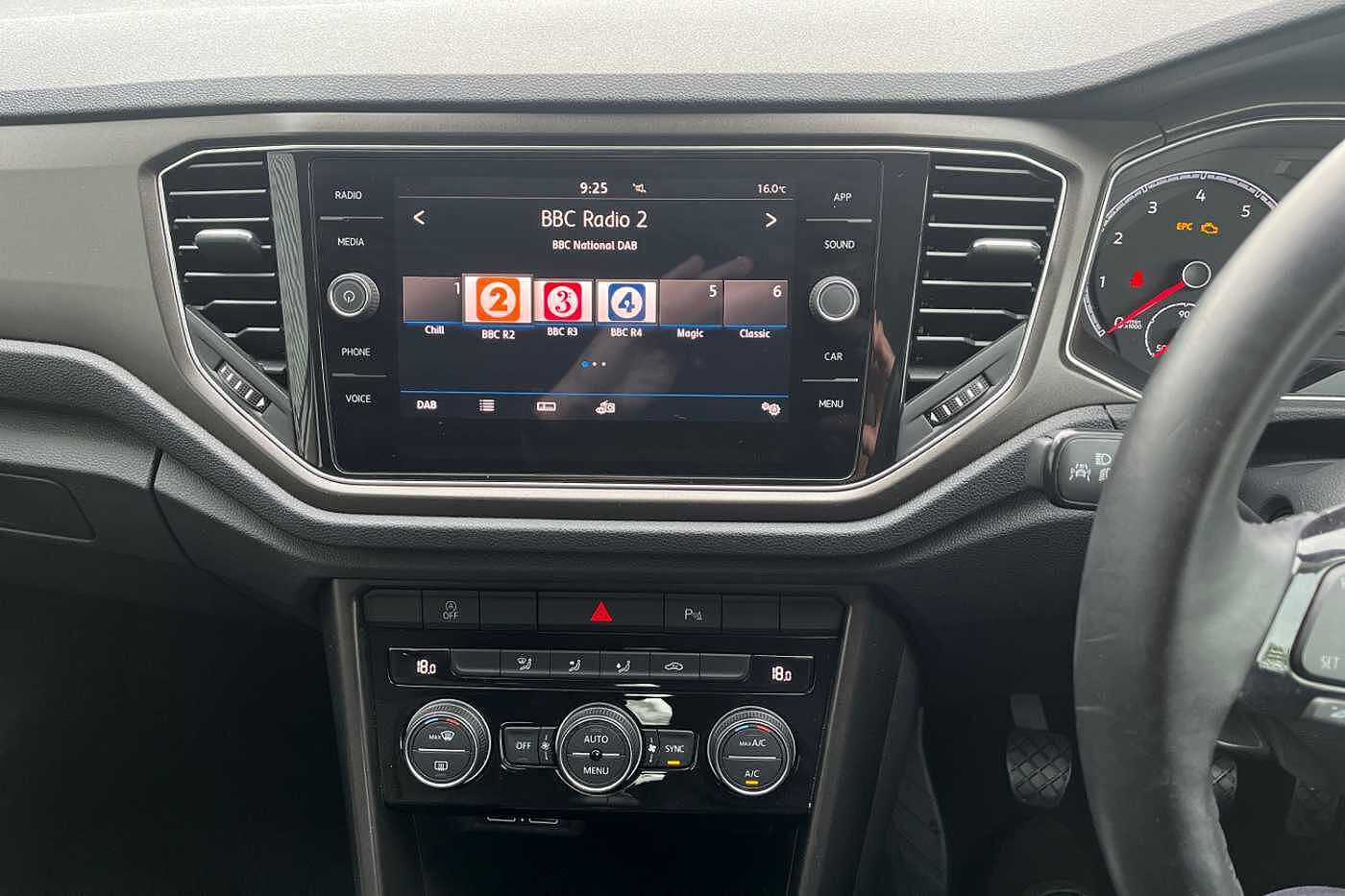 Used Volkswagen T-Roc 2018 for sale - 78036176: Photo 9