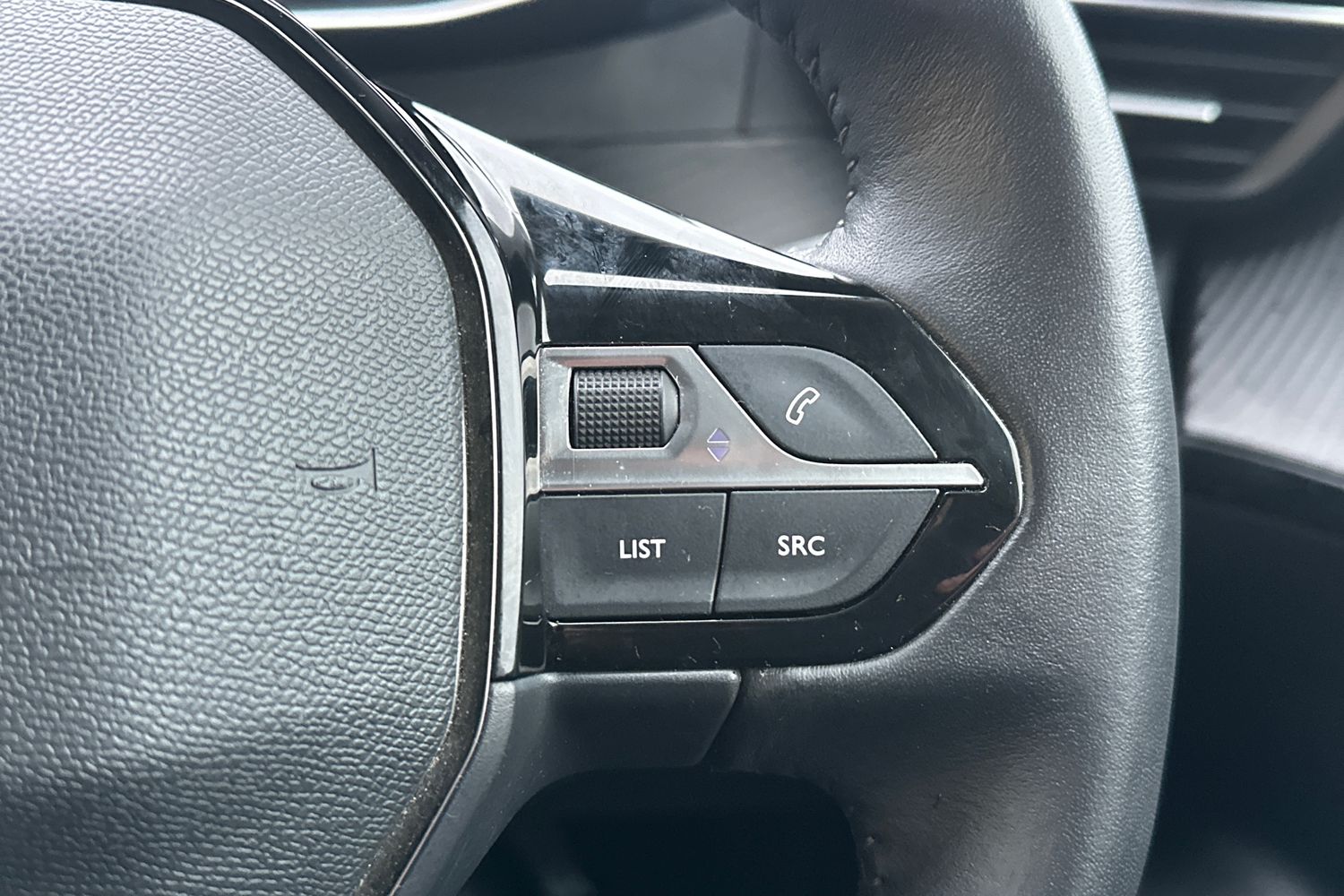 Used Peugeot 2008 2022 for sale - 77176582: Photo 18