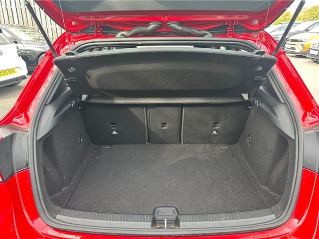 Used Mercedes-Benz A-Class 2019 for sale - 76111341: Photo 2
