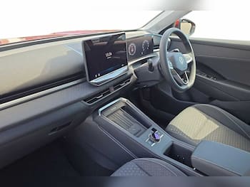 Used Volkswagen T-Roc 2026 for sale - 79465963: Photo