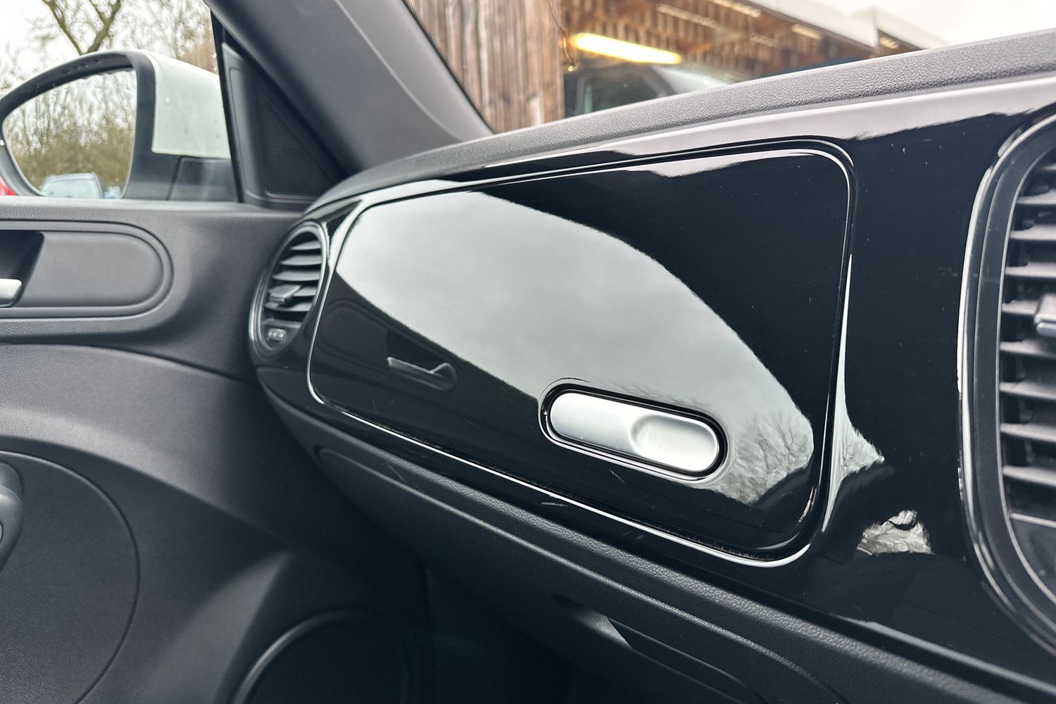 Used Volkswagen Beetle 2014 for sale - 77809674: Photo 20