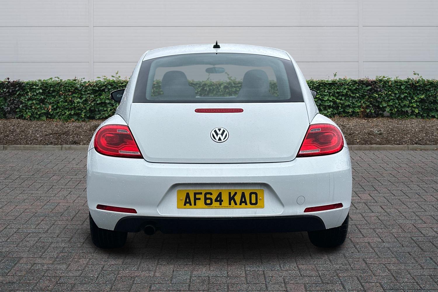 Used Volkswagen Beetle 2014 for sale - 77809674: Photo 4