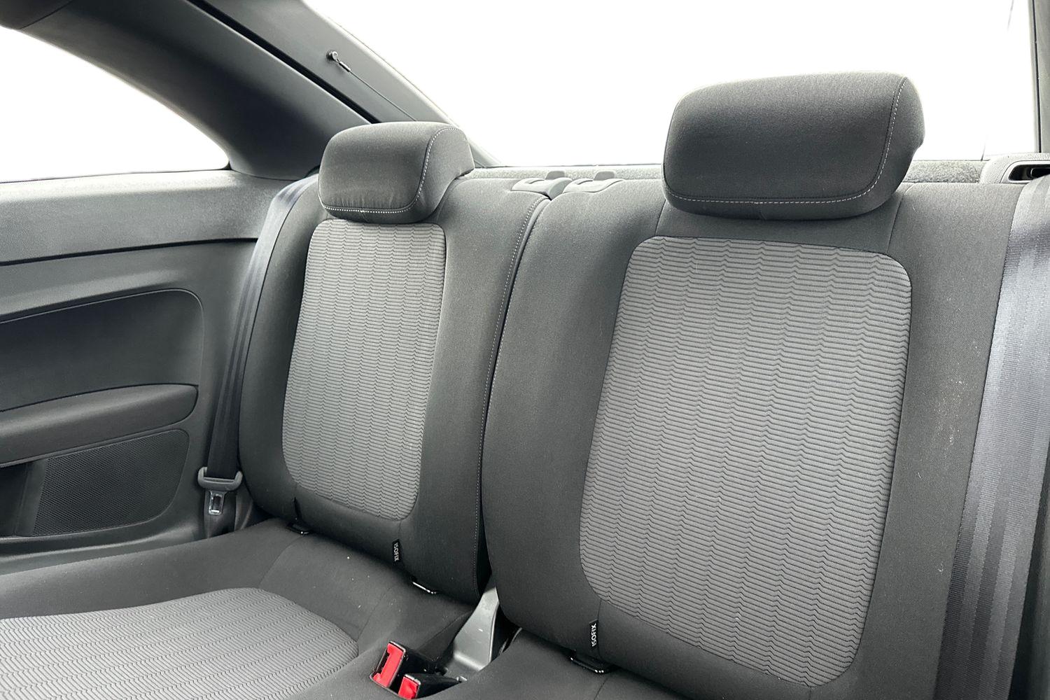 Used Volkswagen Beetle 2014 for sale - 77809674: Photo 9