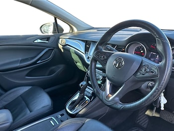 Used Vauxhall Astra 2017 for sale - 77470356: Photo