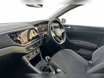 Used Volkswagen Polo 2022 for sale - 76800323: Photo