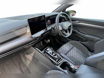 Used Volkswagen Golf 2025 for sale - 77177195: Photo