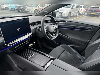 Used Volkswagen ID7 2024 for sale - 76111452: Photo 2