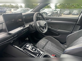 Used Volkswagen Golf 2025 for sale - 75916467: Photo