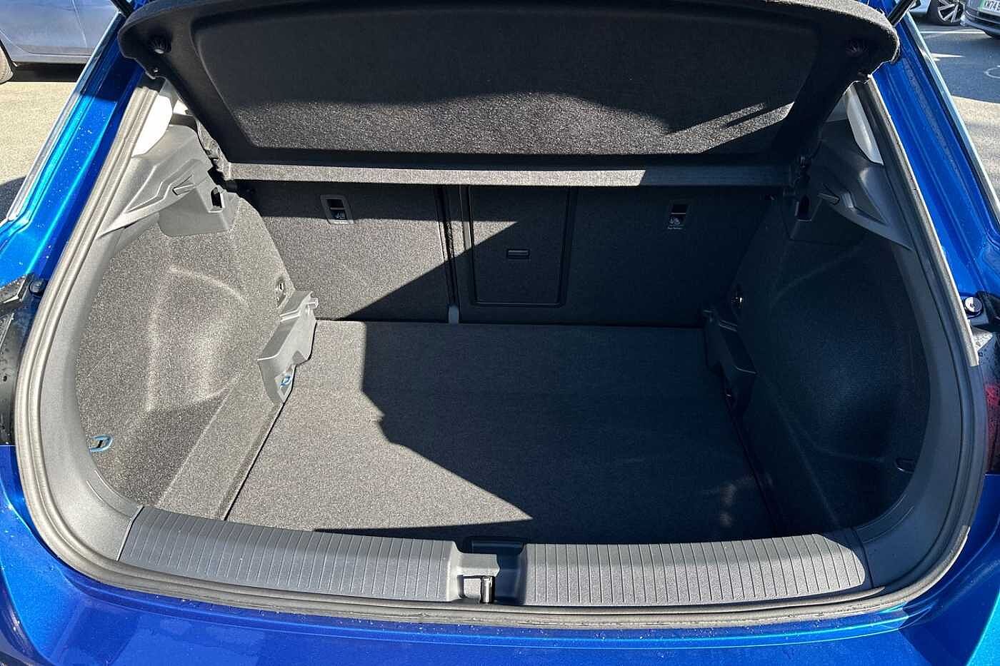 Used Volkswagen T-Roc 2025 for sale - 77177180: Photo 11