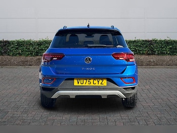 Used Volkswagen T-Roc 2025 for sale - 76110870: Photo 4