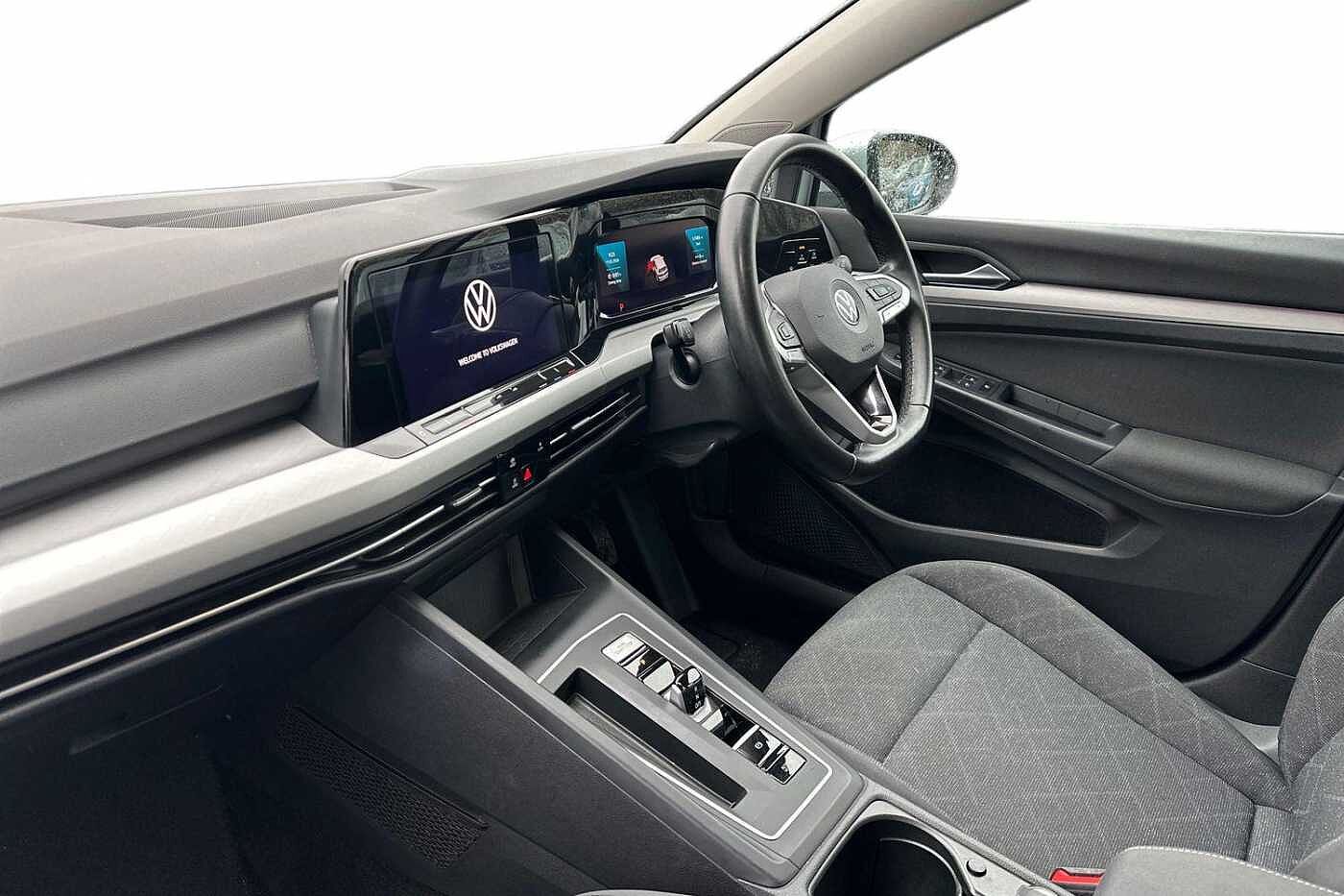 Used Volkswagen Golf 2020 for sale - 77910621: Photo 2