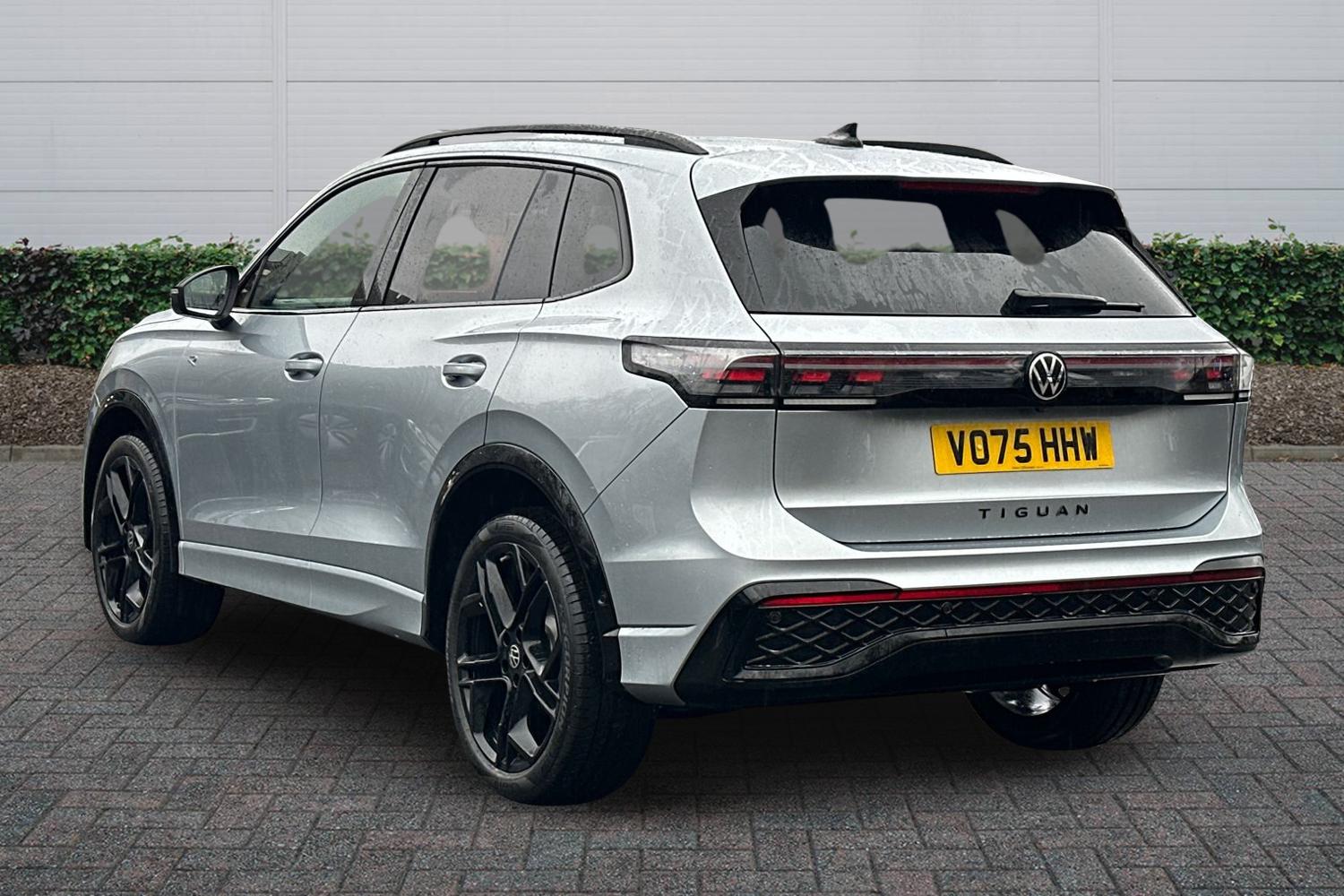 Used Volkswagen Tiguan 2025 for sale - 77177216: Photo 2