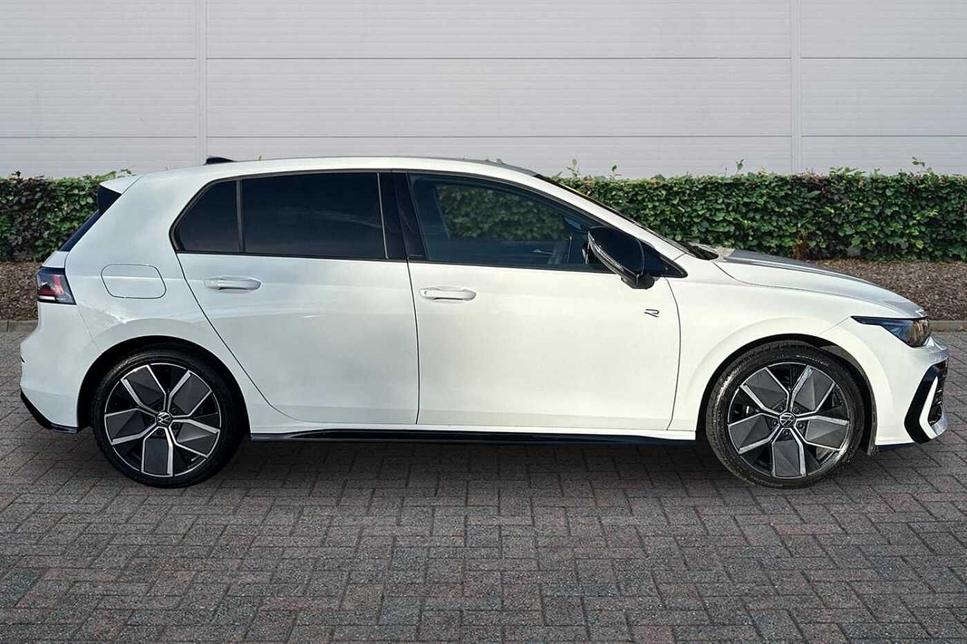 Used Volkswagen Golf 2025 for sale - 77177315: Photo 4