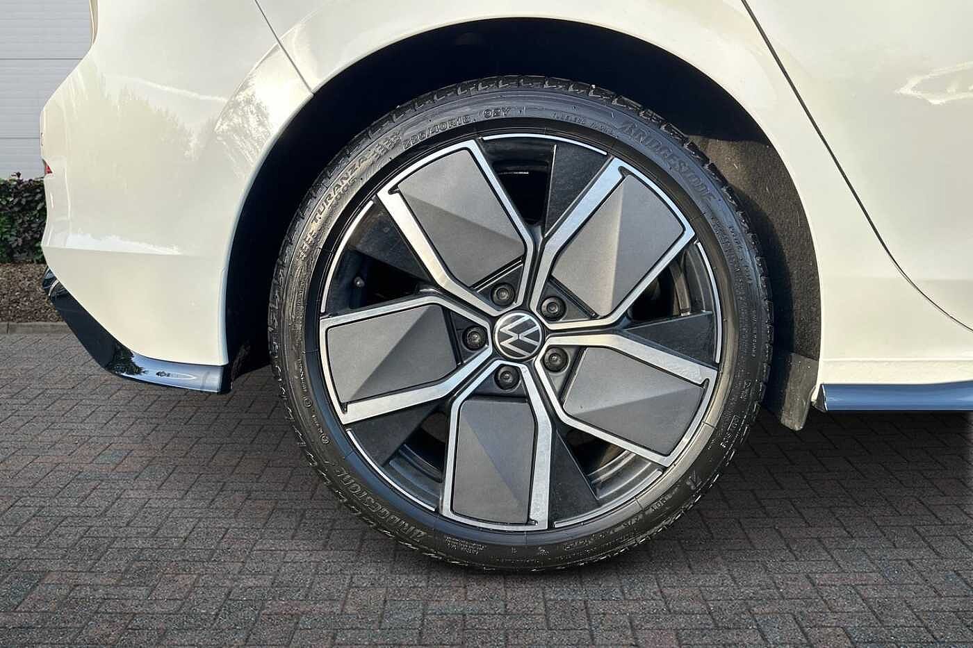 Used Volkswagen Golf 2025 for sale - 77177315: Photo 5