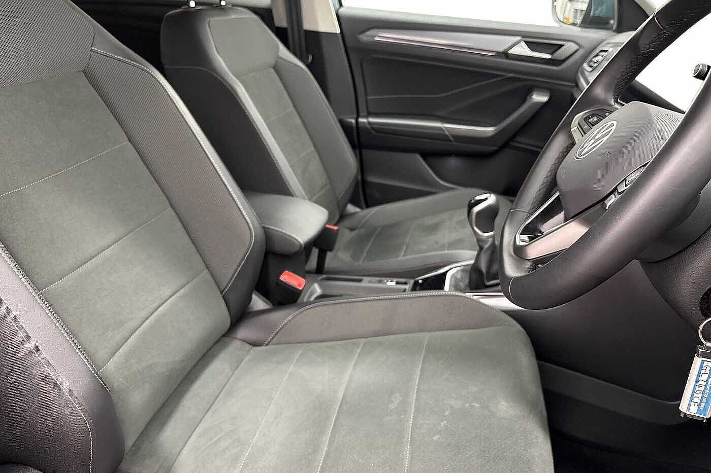 Used Volkswagen T-Roc 2024 for sale - 77321323: Photo 10