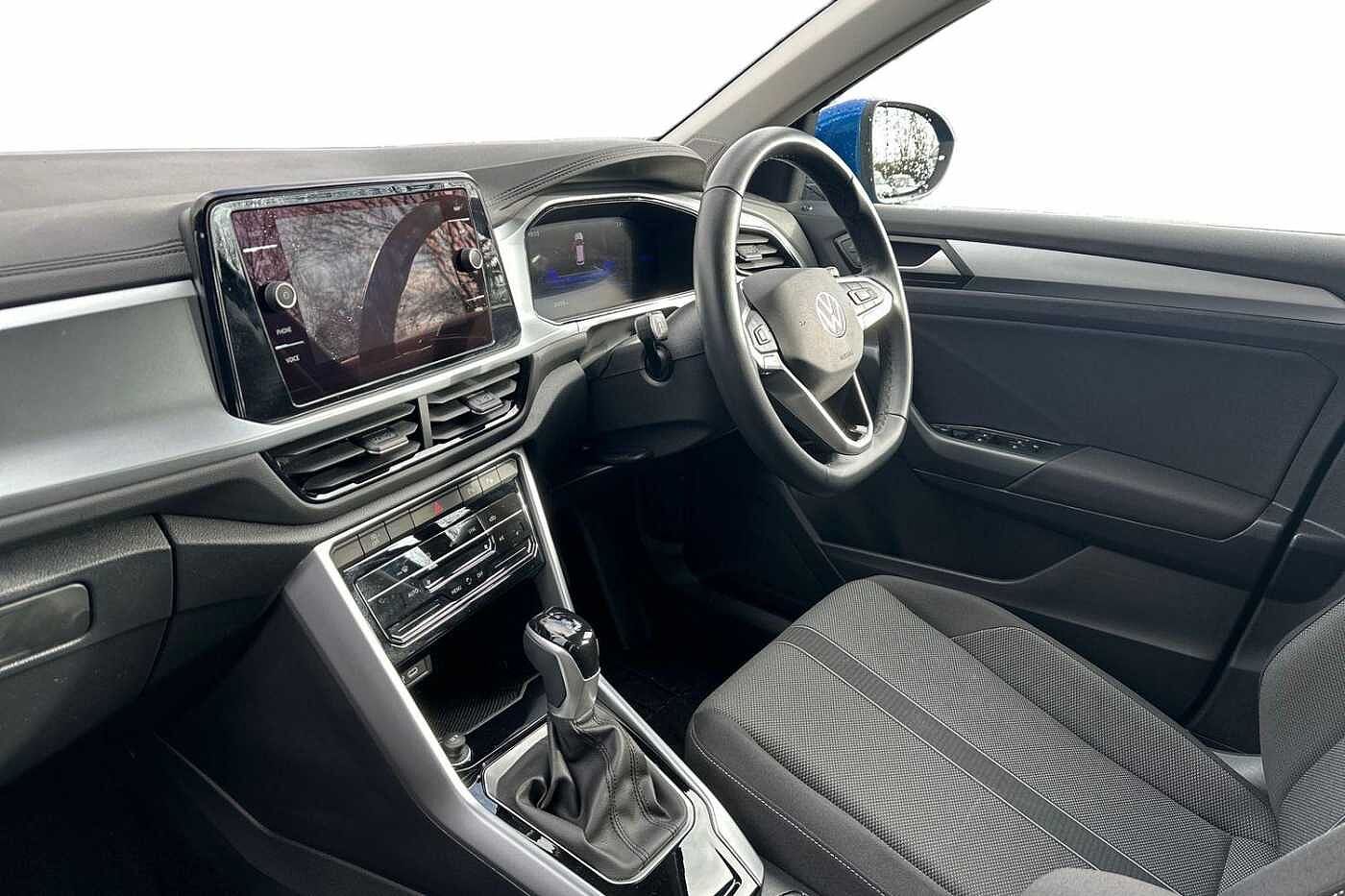 Used Volkswagen T-Roc 2024 for sale - 77332570: Photo 2