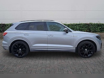 Used Volkswagen Touareg 2020 for sale - 79510314: Photo