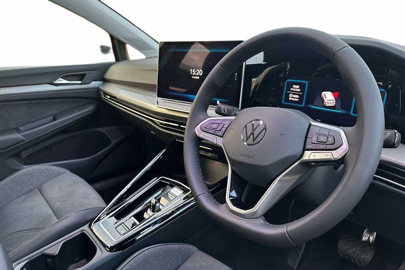 Used Volkswagen Golf 2025 for sale - 77176745: Photo 6