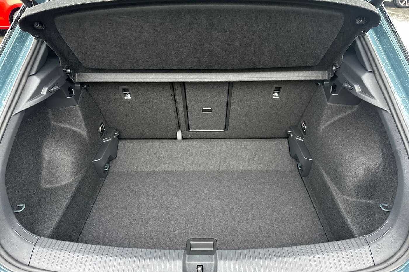 Used Volkswagen T-Roc 2026 for sale - 77470410: Photo 11