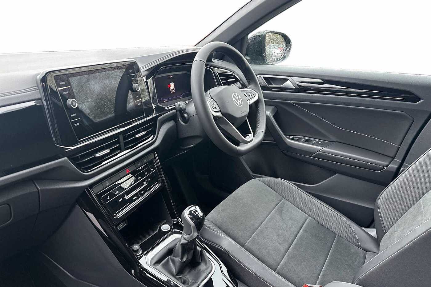 Used Volkswagen T-Roc 2026 for sale - 77470410: Photo 2