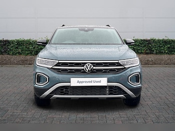 Used Volkswagen T-Roc 2026 for sale - 77470410: Photo