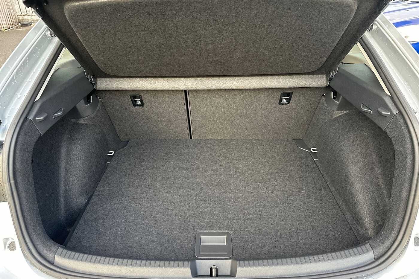 Used Volkswagen Taigo 2025 for sale - 77176784: Photo 11