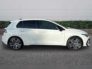 Used Volkswagen Golf 2025 for sale - 76514431: Photo