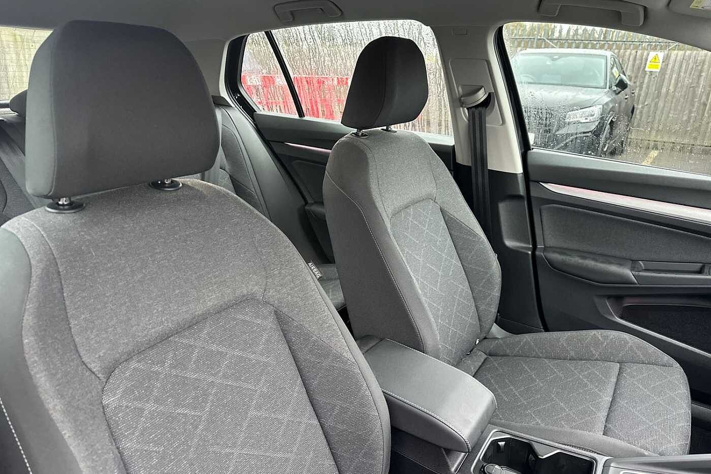 Used Volkswagen Golf 2023 for sale - 77124752: Photo 16