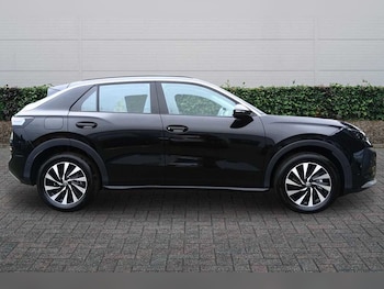 Used Volkswagen T-Roc 2026 for sale - 79465965: Photo