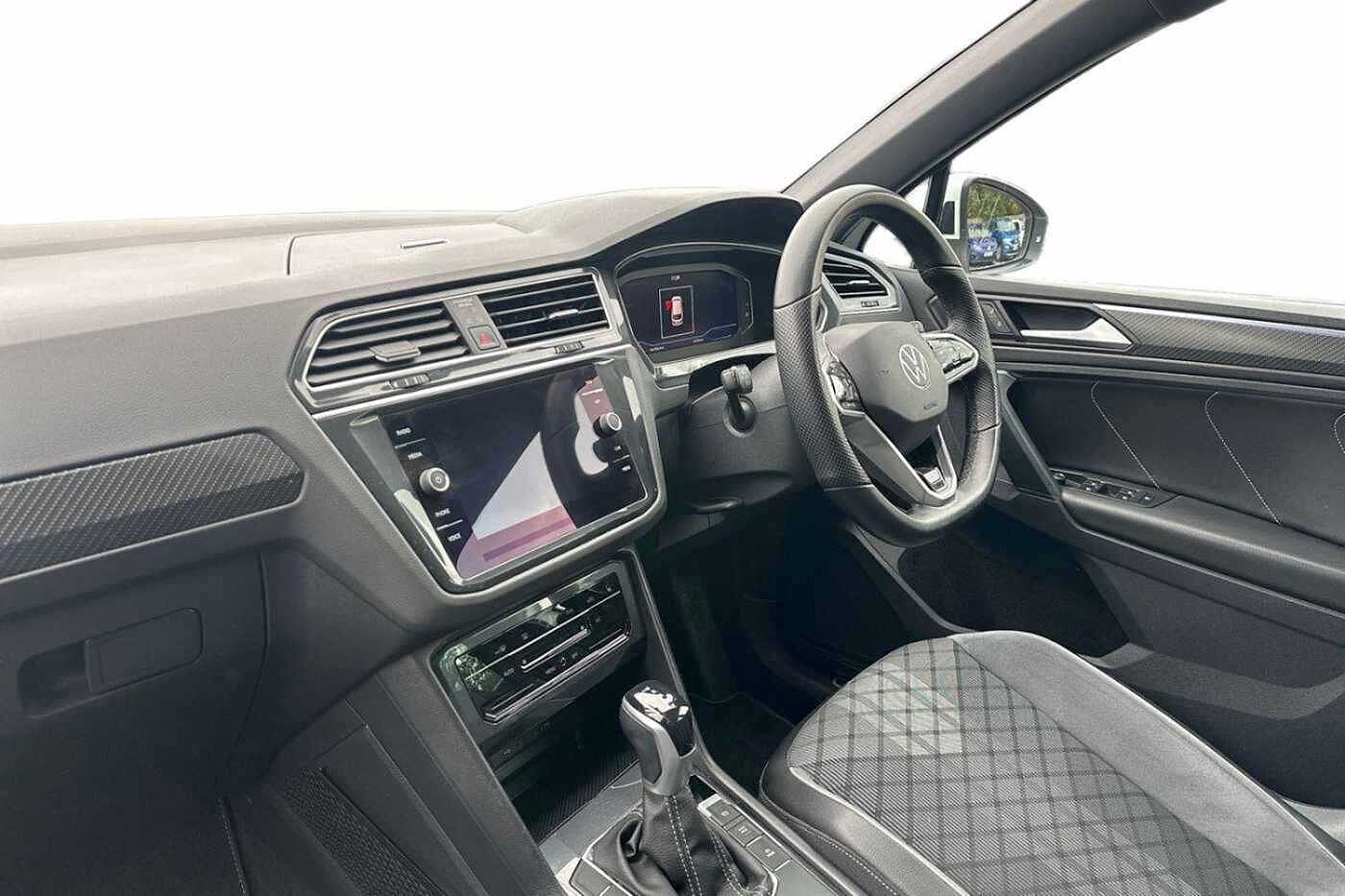 Used Volkswagen Tiguan 2023 for sale - 77176791: Photo 2