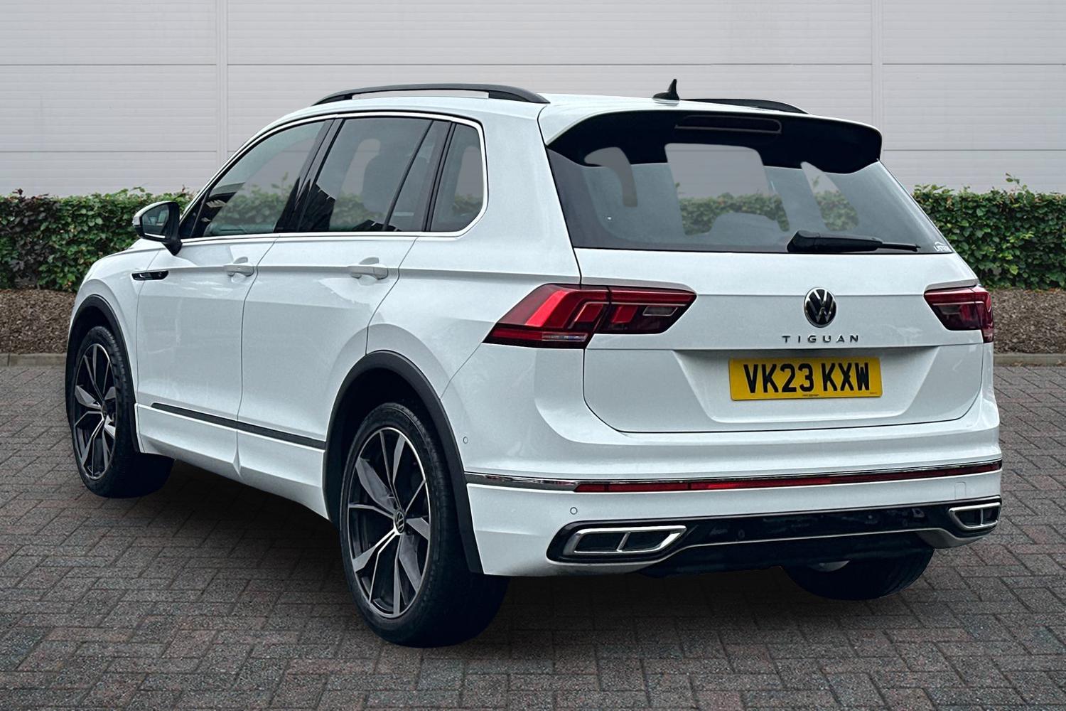 Used Volkswagen Tiguan 2023 for sale - 76400277: Photo 2