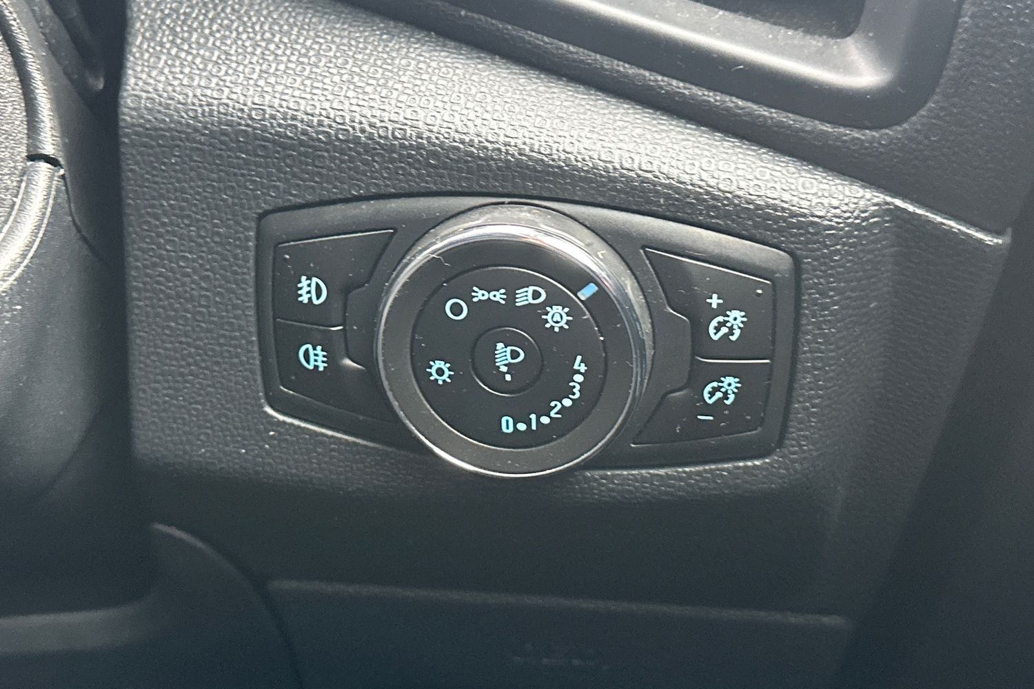 Used Ford Ecosport 2018 for sale - 77176603: Photo 20