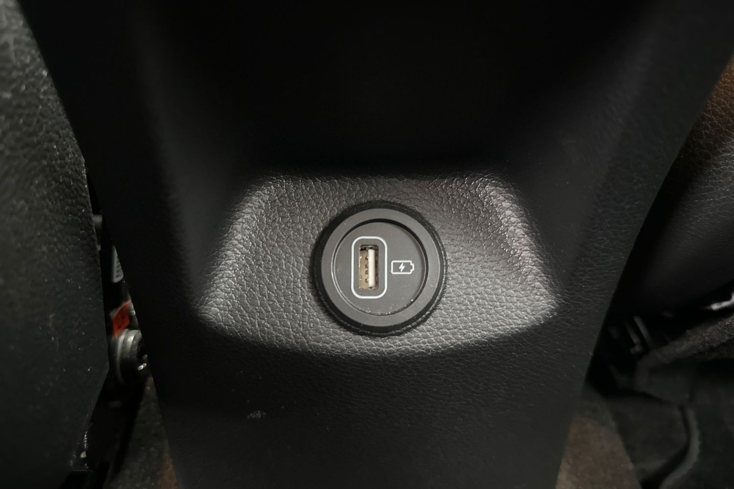 Used Kia Stonic 2023 for sale - 78117325: Photo 13