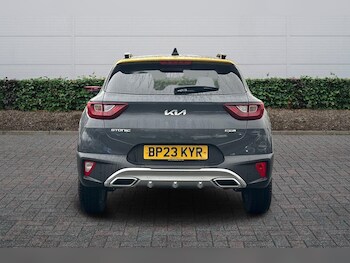Used Kia Stonic 2023 for sale - 78117325: Photo