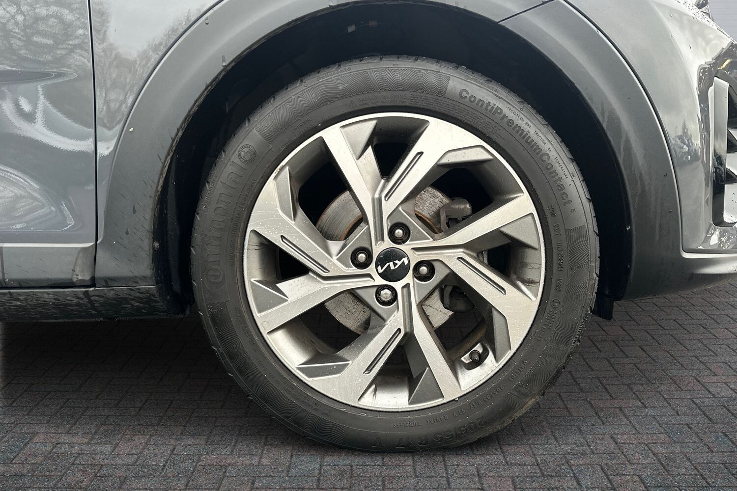 Used Kia Stonic 2023 for sale - 78117325: Photo 6