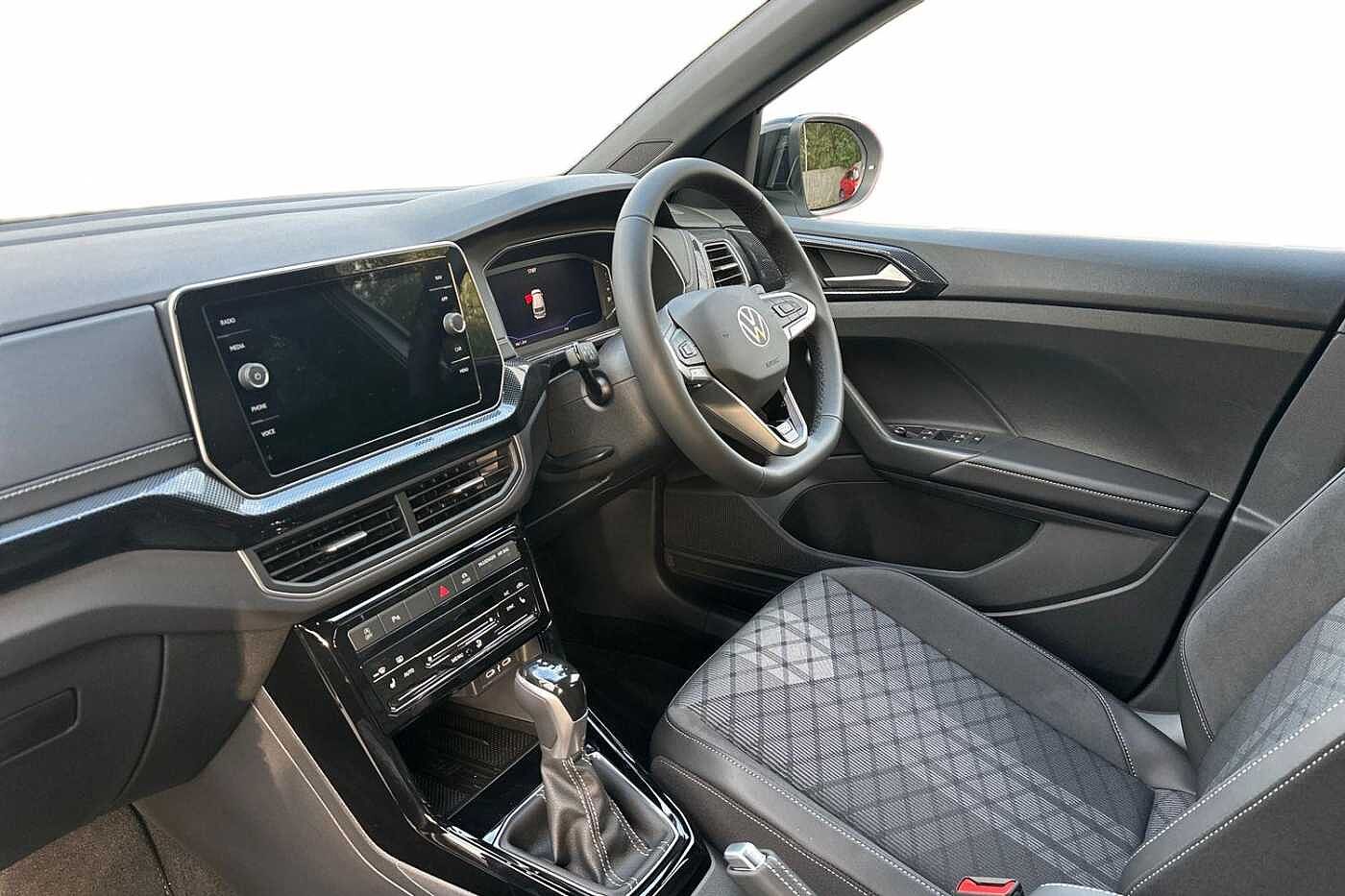 Used Volkswagen T-Cross 2025 for sale - 76154348: Photo 2