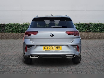 Used Volkswagen T-Roc 2023 for sale - 78128790: Photo