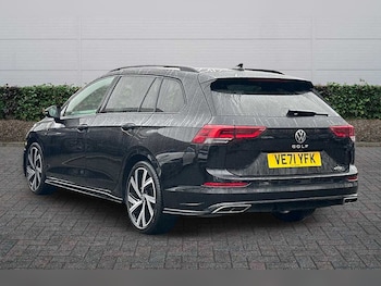 Used Volkswagen Golf 2022 for sale - 77575941: Photo