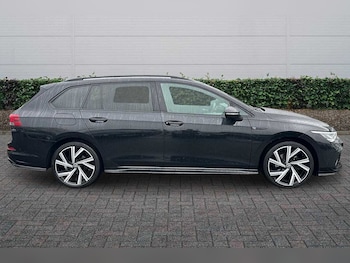 Used Volkswagen Golf 2022 for sale - 77575941: Photo