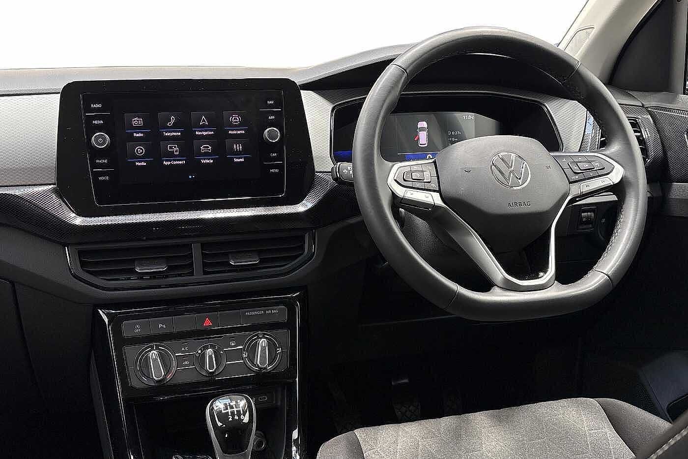 Used Volkswagen T-Cross 2024 for sale - 77627122: Photo 2