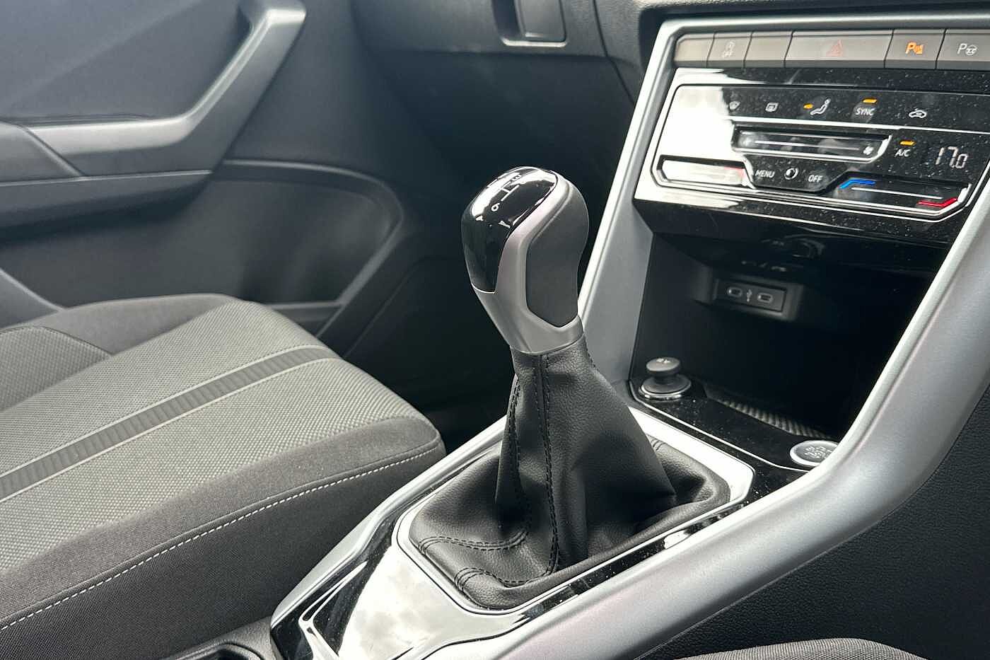 Used Volkswagen T-Roc 2025 for sale - 77177717: Photo 10