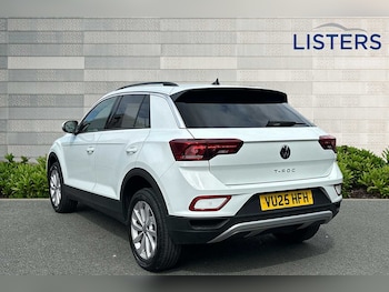 Used Volkswagen T-Roc 2025 for sale - 77177717: Photo