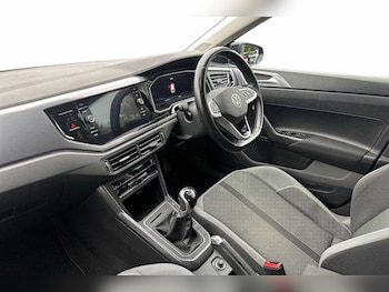 Used Volkswagen Polo 2023 for sale - 76139766: Photo